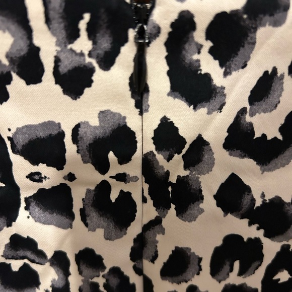 Leopard print skirt - Picture 2 of 5